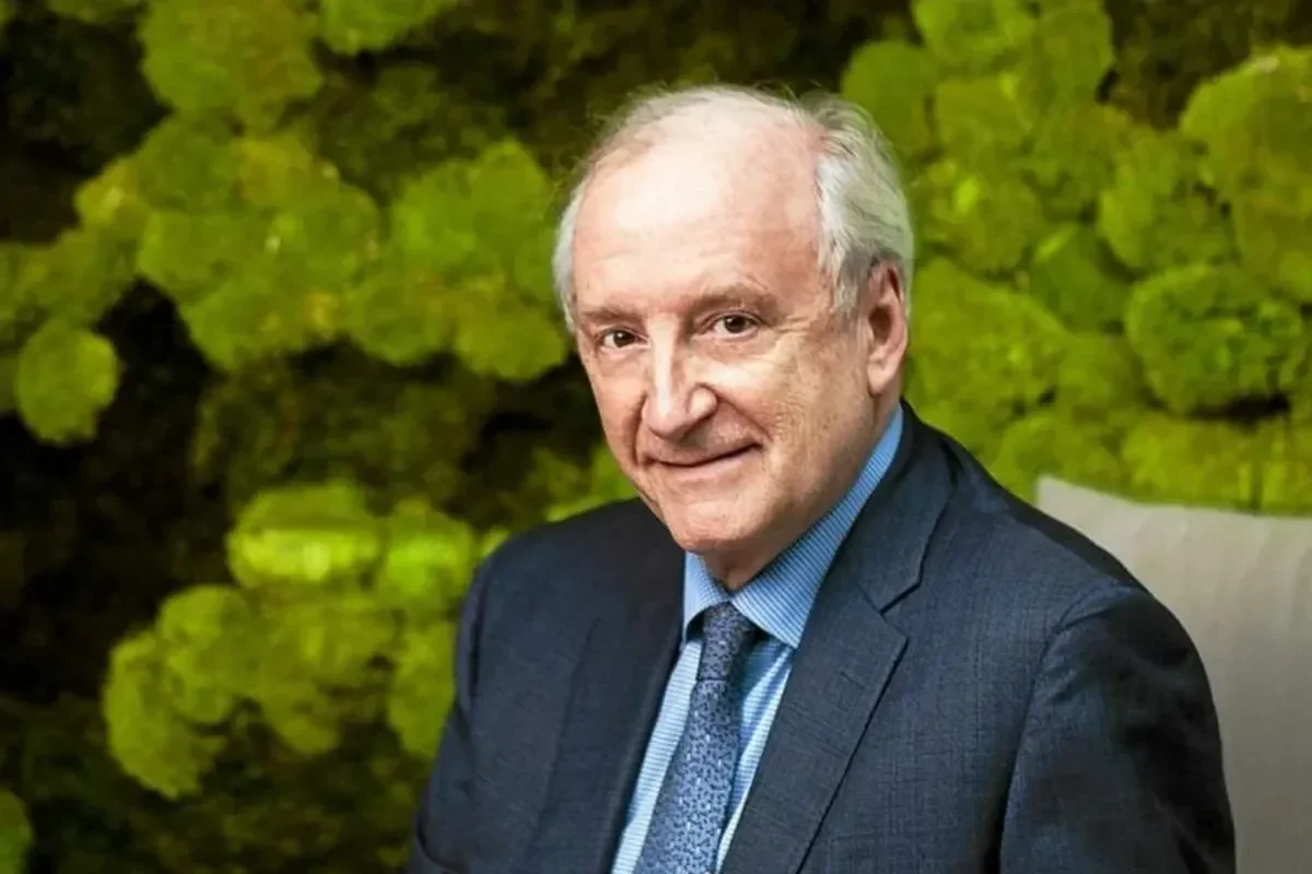 Hubert Védrine malade du cancer : vérités et rumeurs